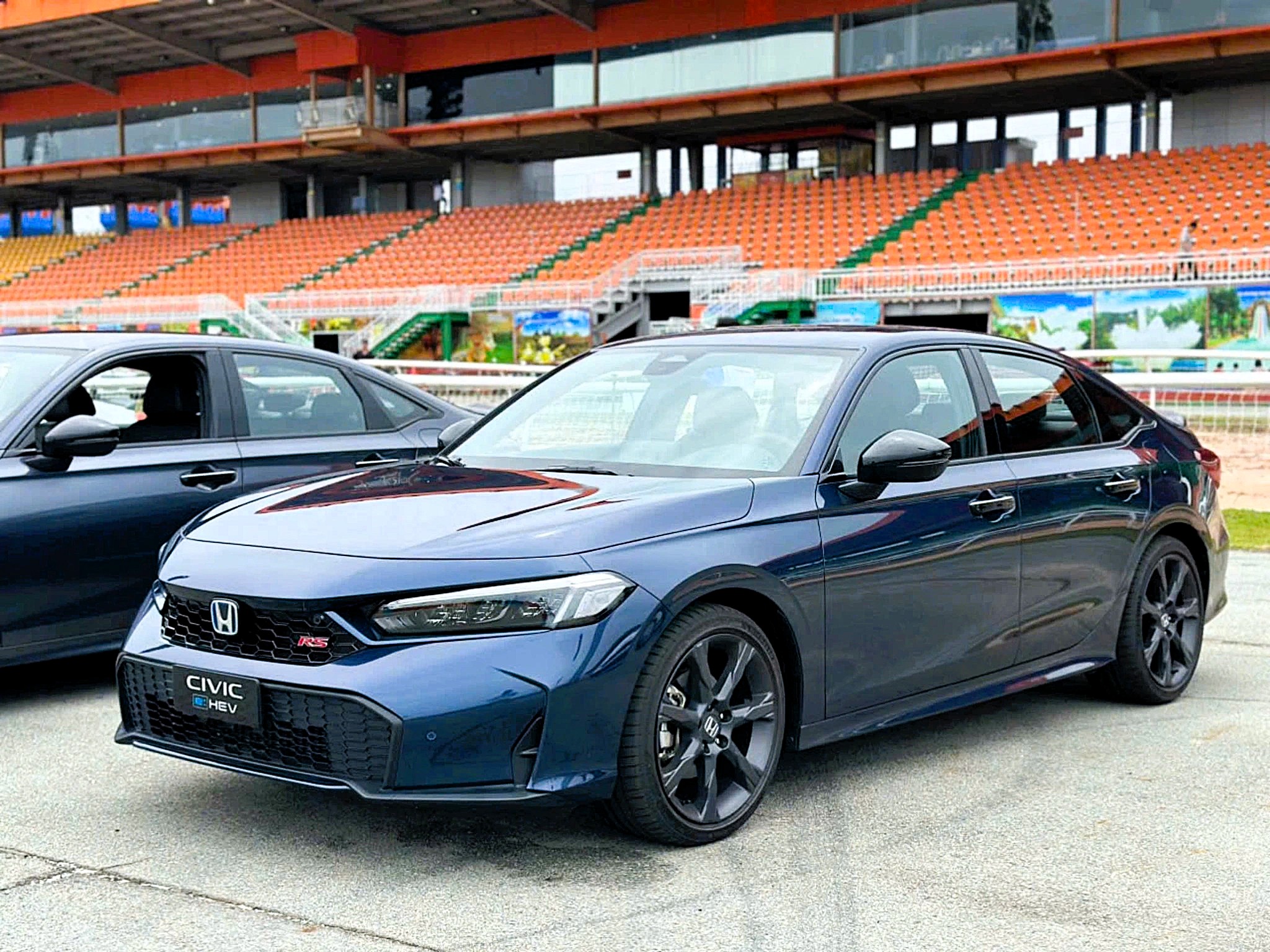 Hệ thống hybrid 'phức tạp' trên Honda Civic tại Việt Nam