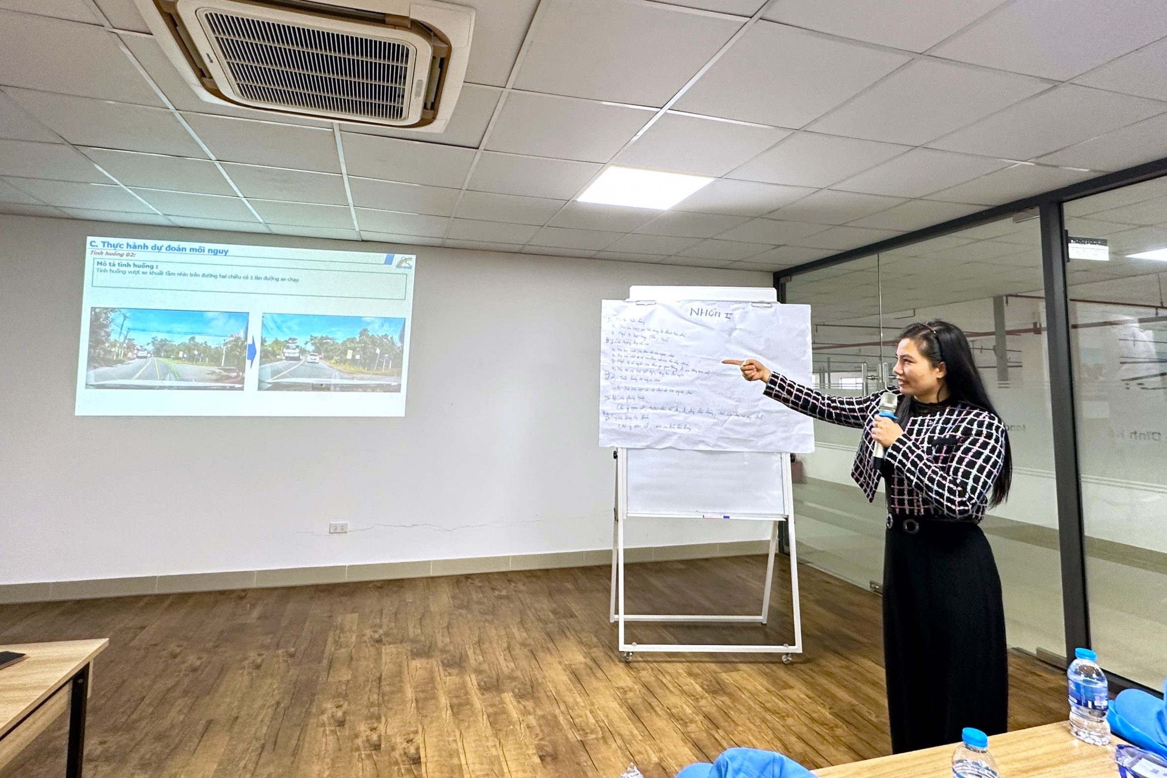 87273c834e65e53bbc74