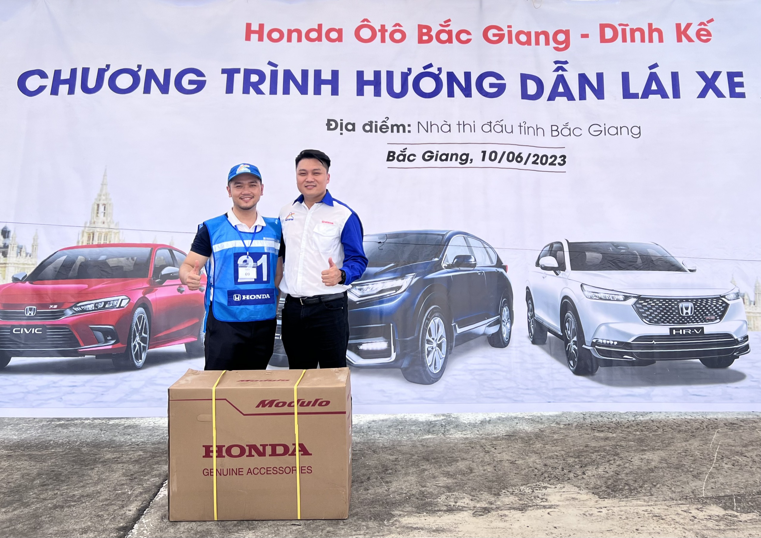 z4424644730127_86c2ce8a08a54602497ecdce0c111712