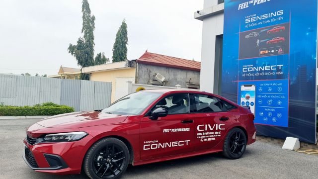 Honda Civic RS 2022 - thiết kế mới, nhiều công nghệ