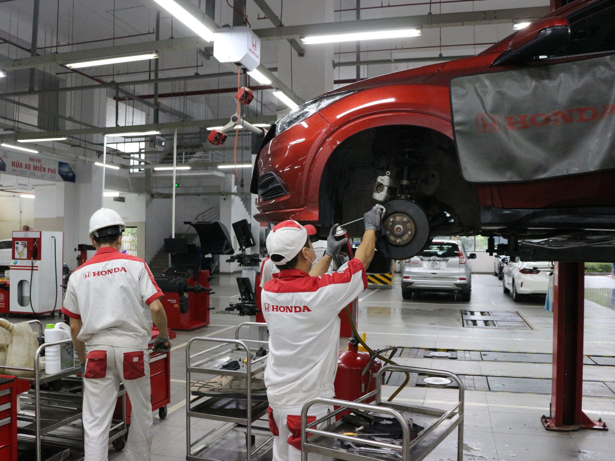 Mách bạn một số mẹo kéo dài tuổi thọ cho xe ôtô